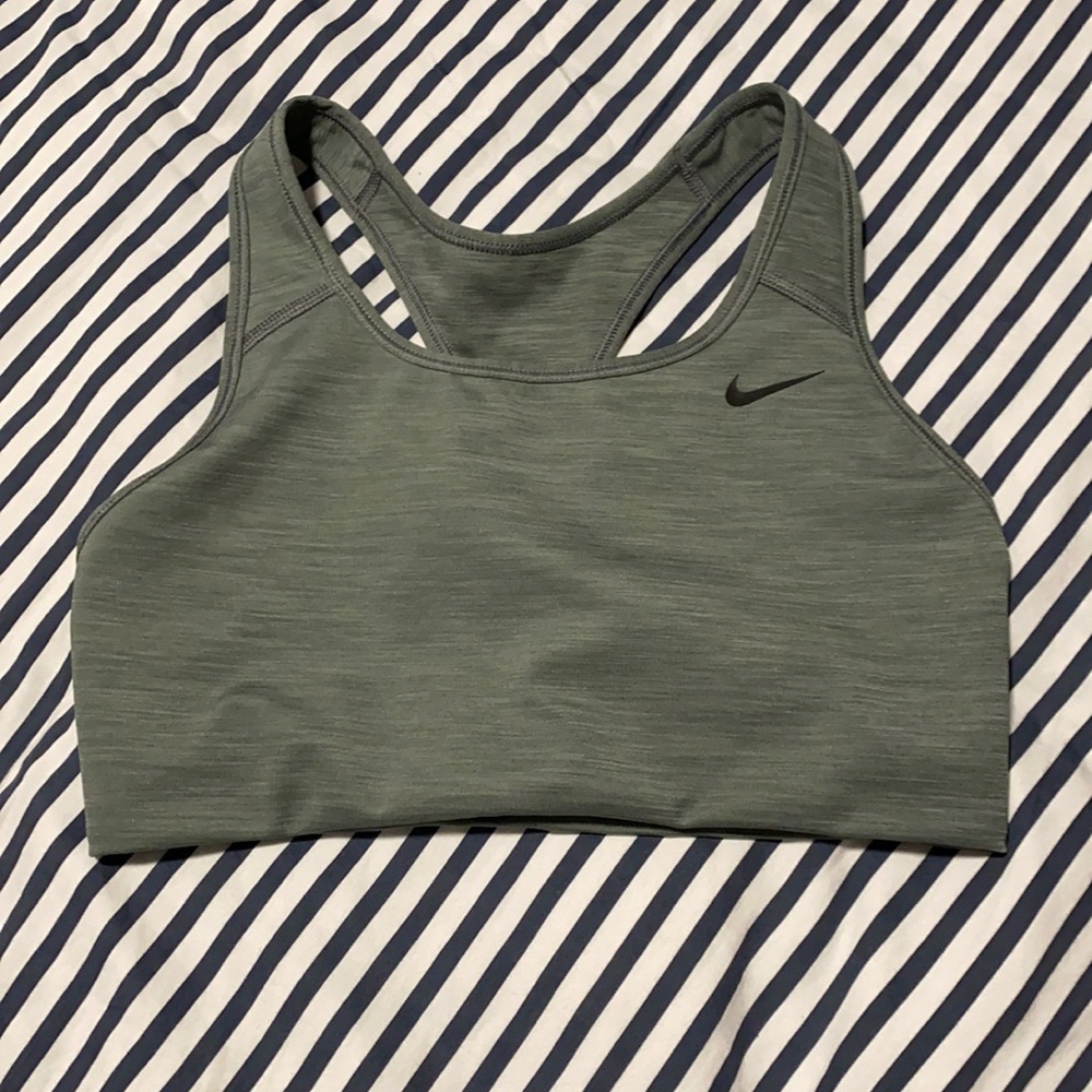 nike sports bra